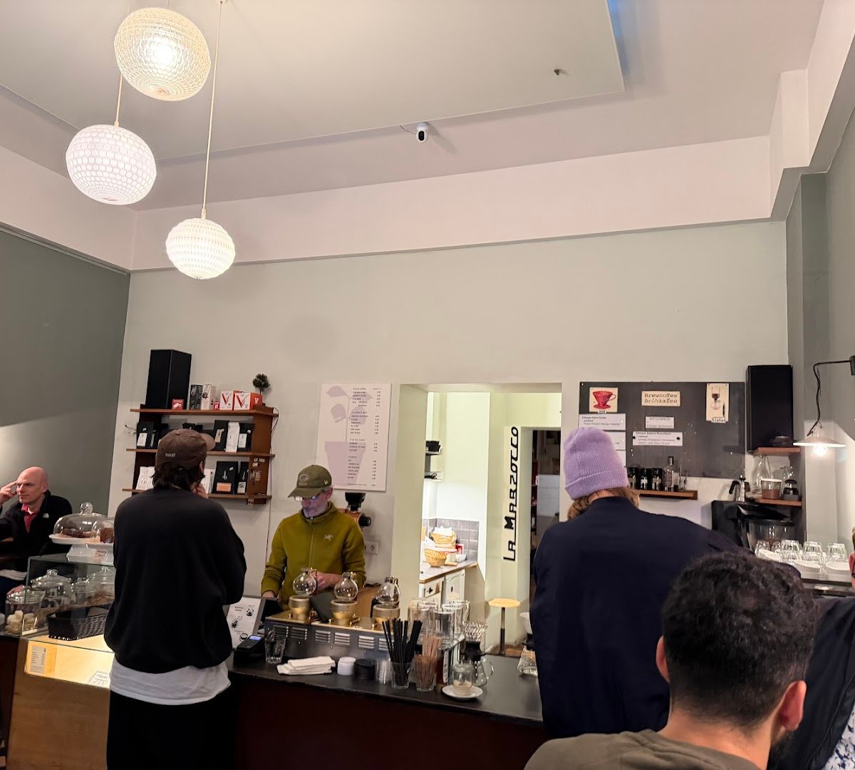 Chapter One Coffee specialty coffee shop in Berlin - photo 10