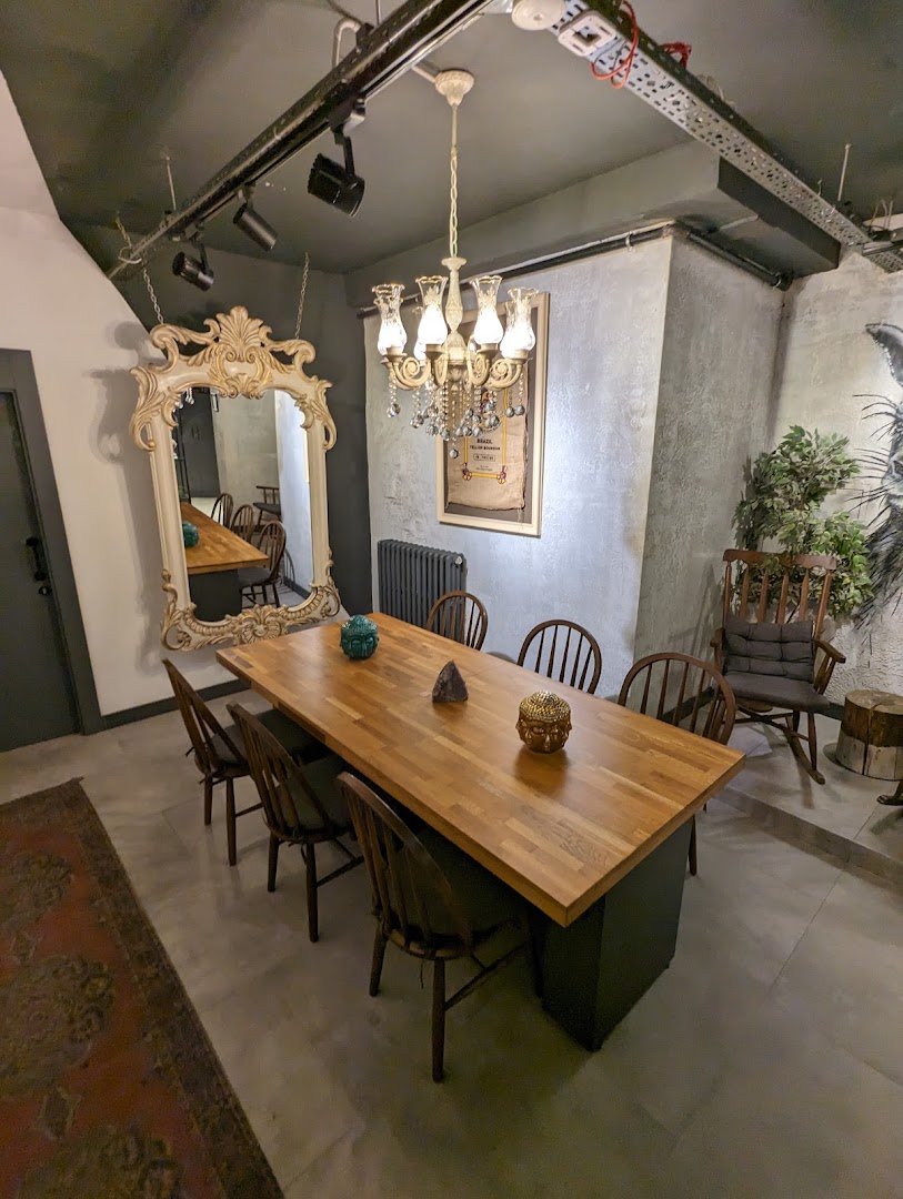 Paper Roasting Coffee & Chocolate specialty coffee shop in Istanbul - photo 2