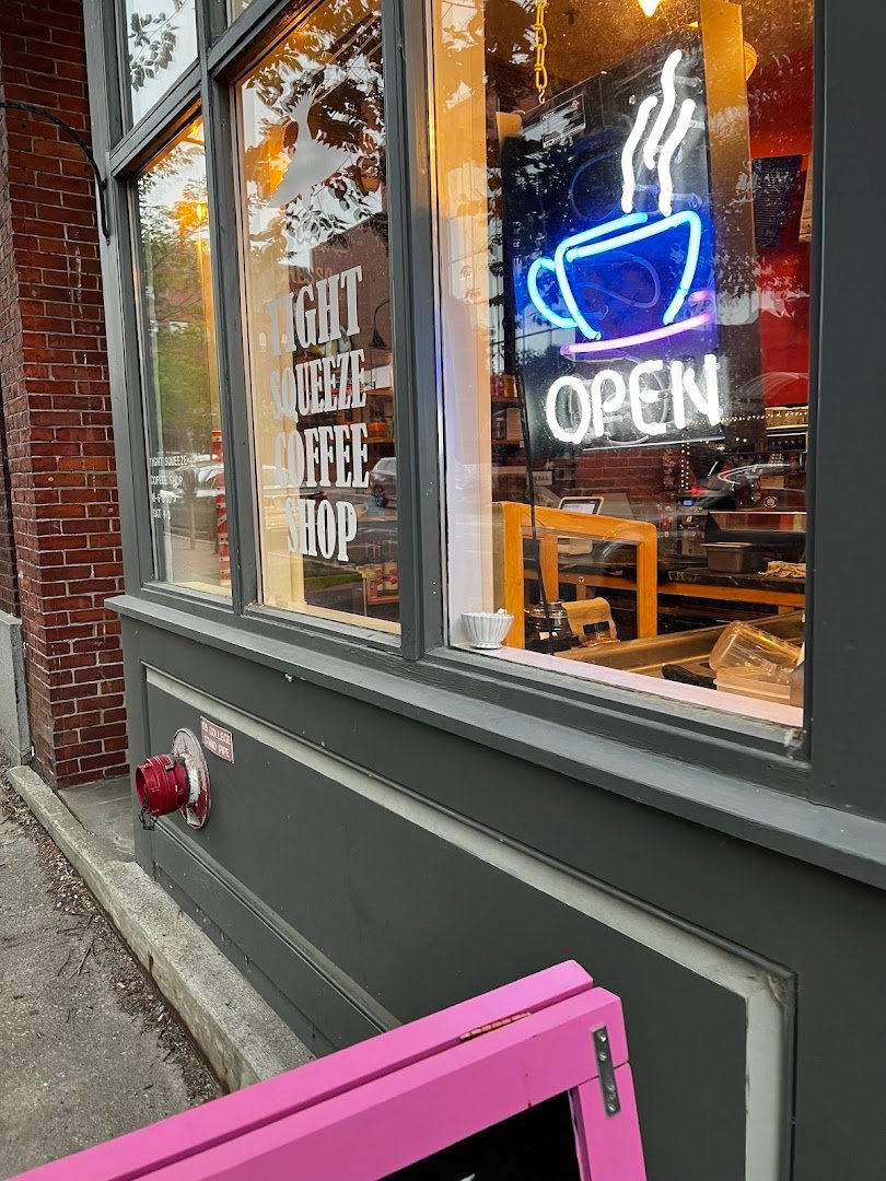Tight Squeeze Coffee Shop specialty coffee shop in Burlington - photo 8