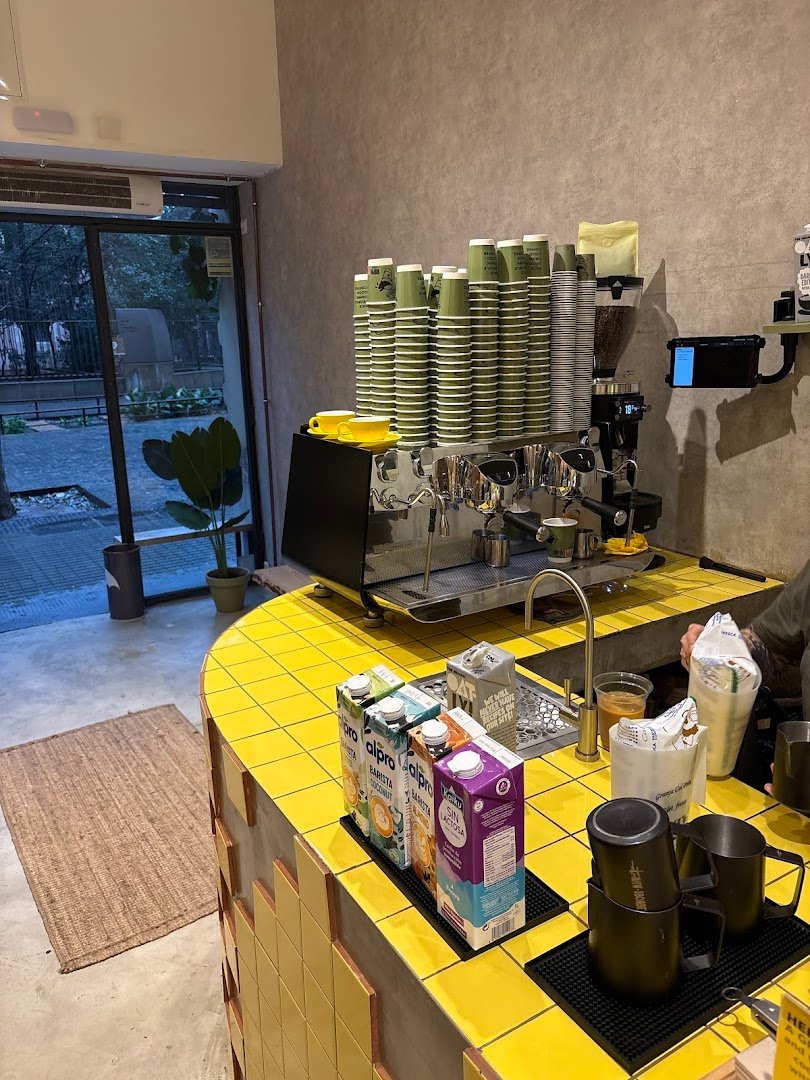 Ripa Coffee - Eixample specialty coffee shop in Barcelona - photo 7