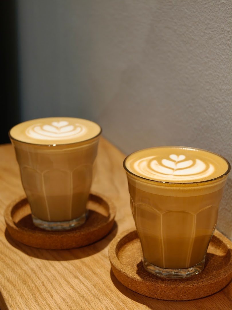Coffee at Ji Yue Coffee (集月咖啡), specialty coffee shop in Singapore