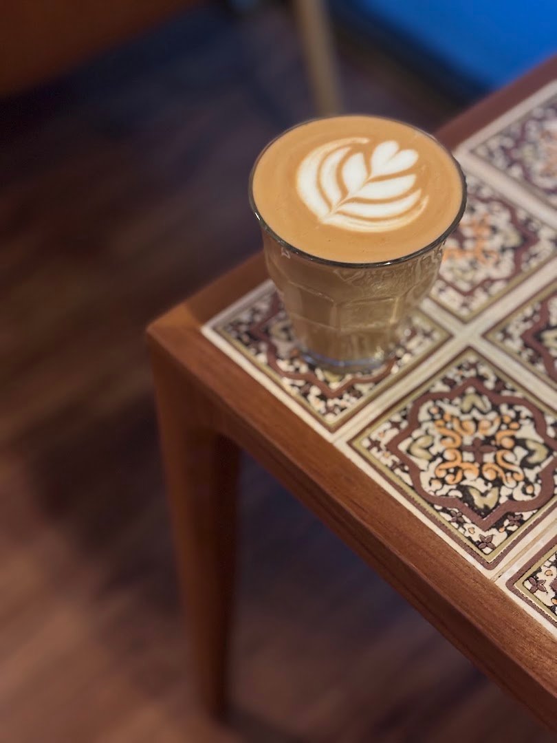 Coffee at Ji Yue Coffee (集月咖啡), specialty coffee shop in Singapore