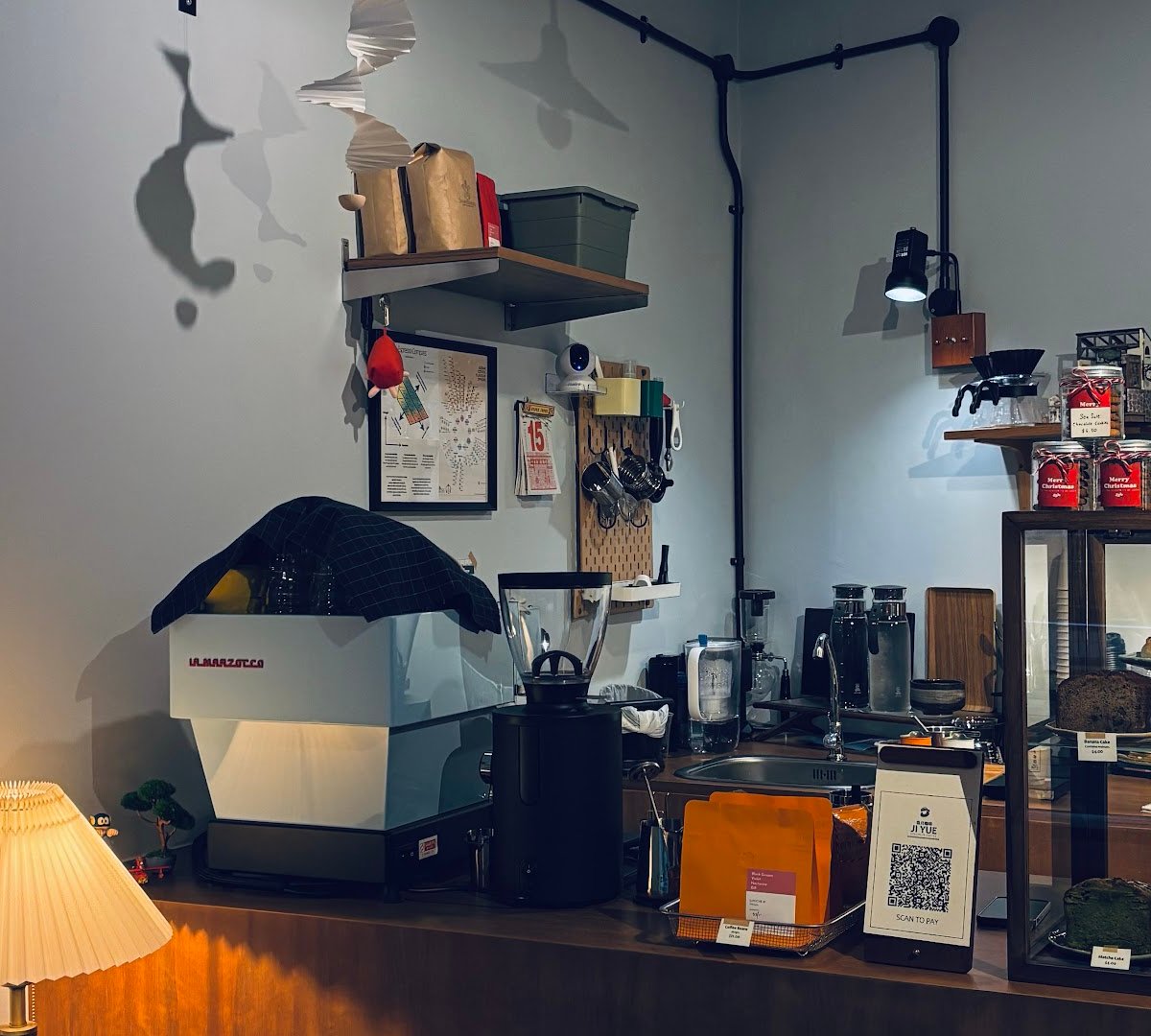 Interior of Ji Yue Coffee (集月咖啡), specialty coffee shop in Singapore