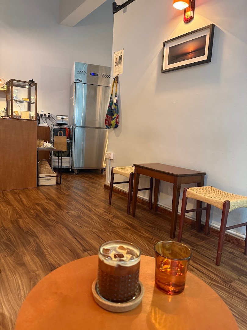 Interior of Ji Yue Coffee (集月咖啡), specialty coffee shop in Singapore