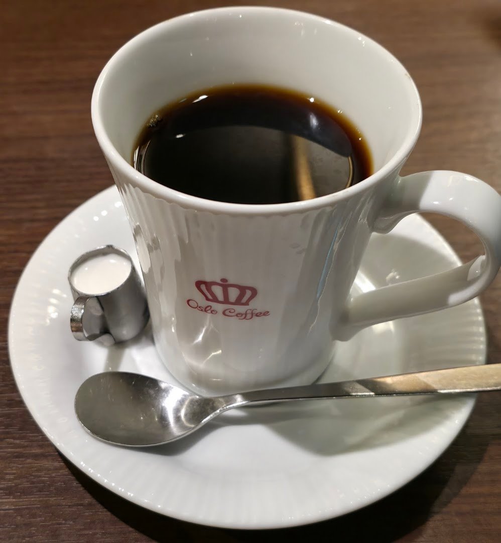 Coffee at Oslo Coffee, specialty coffee shop in Tokyo