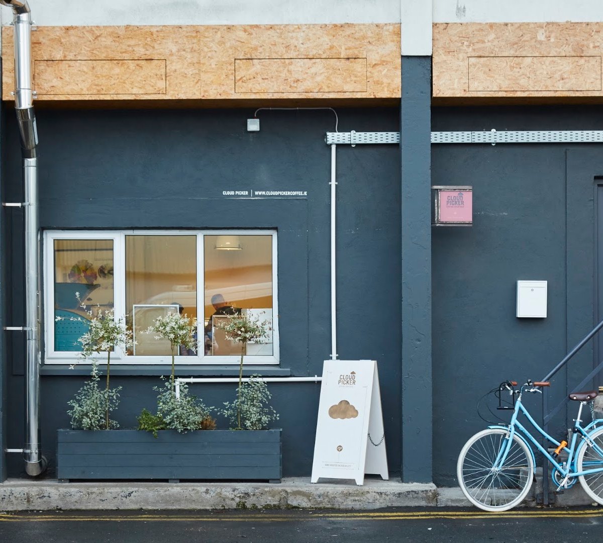 Cloud Picker Coffee Roasters specialty coffee shop in Dublin - photo 2
