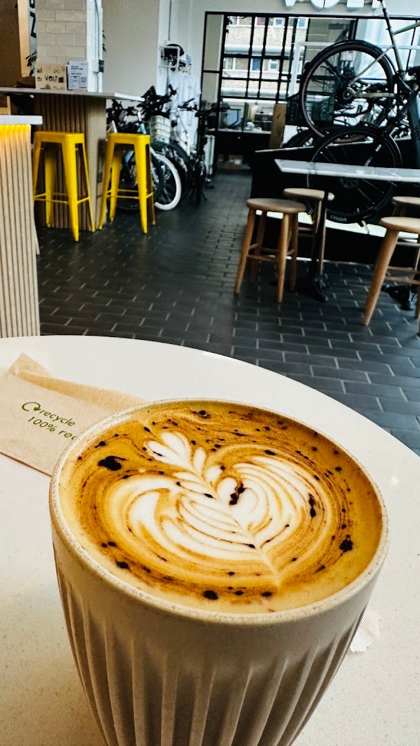 Café Volt specialty coffee shop in London - photo 2