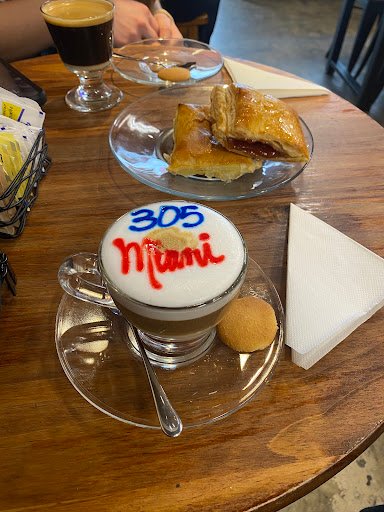 La Colada Gourmet specialty coffee shop in Miami - photo 11