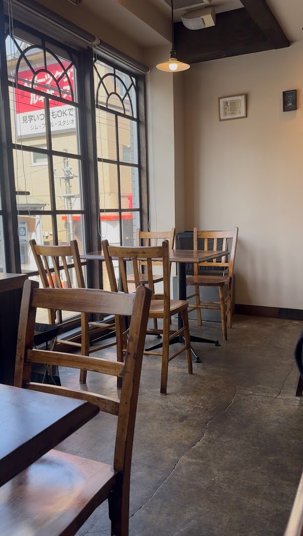 Interior of SIPHONY COFFEE, specialty coffee shop in Tokyo