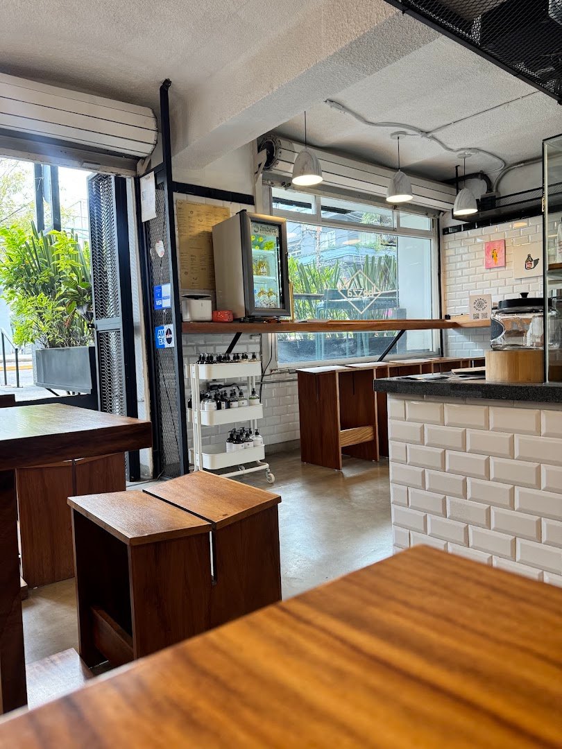 Interior of Bezza Coffee, specialty coffee shop in Mexico City