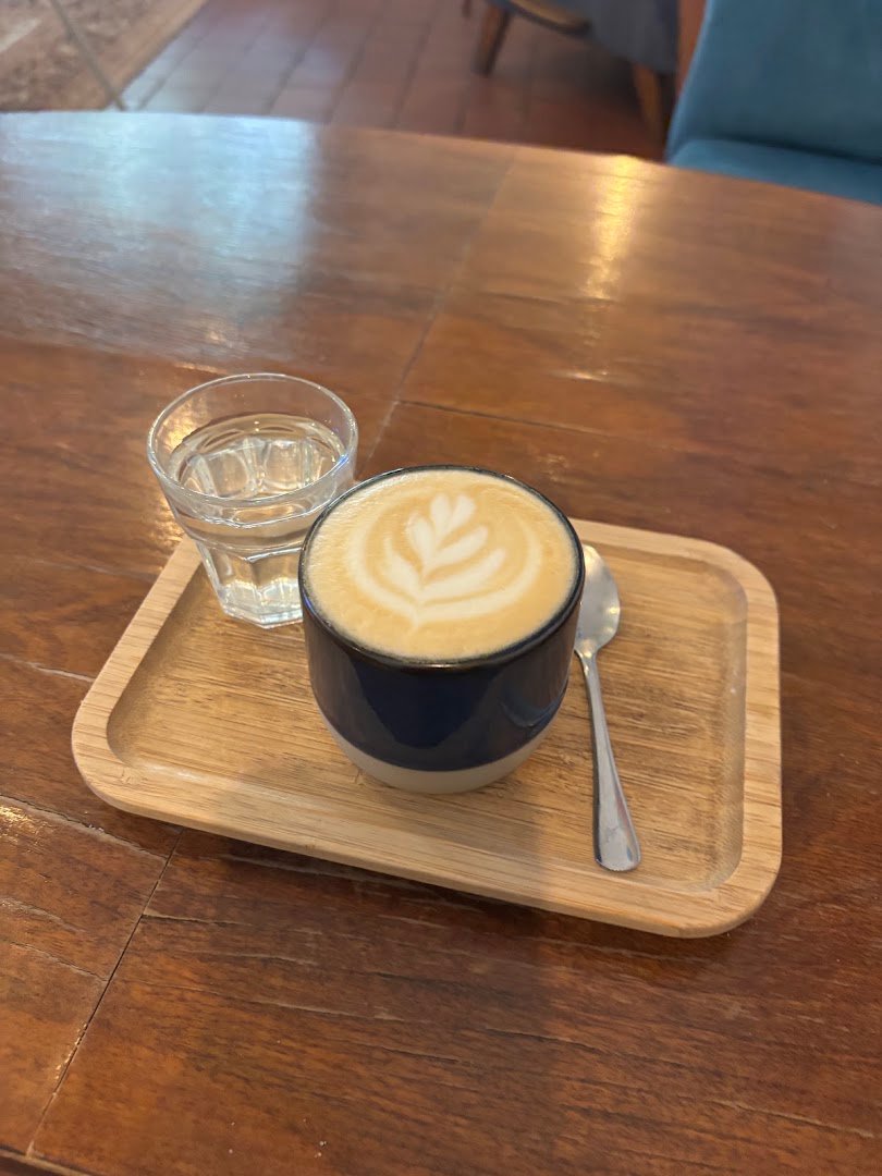 Coffee at Cafe Parlor, specialty coffee shop in Prague