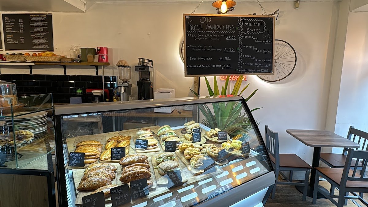 Sapid Coffee specialty coffee shop in London - photo 3