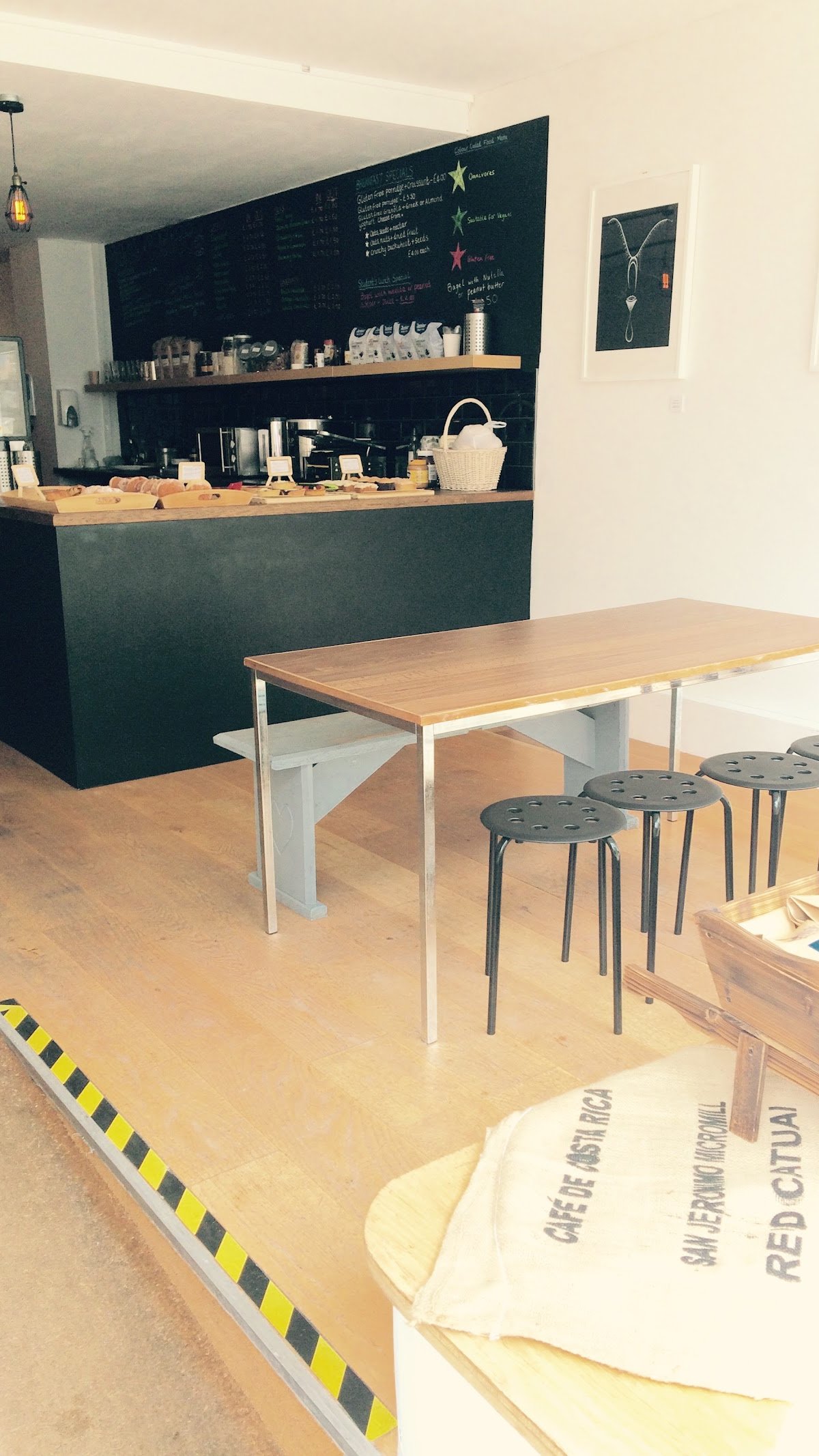 Sapid Coffee specialty coffee shop in London - photo 8