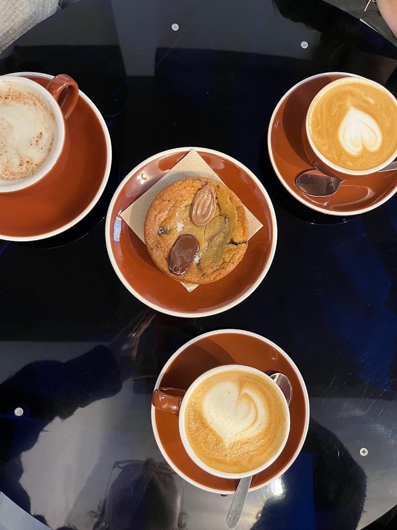 Ocho cero Café lo-fi specialty coffee shop in Madrid - photo 2