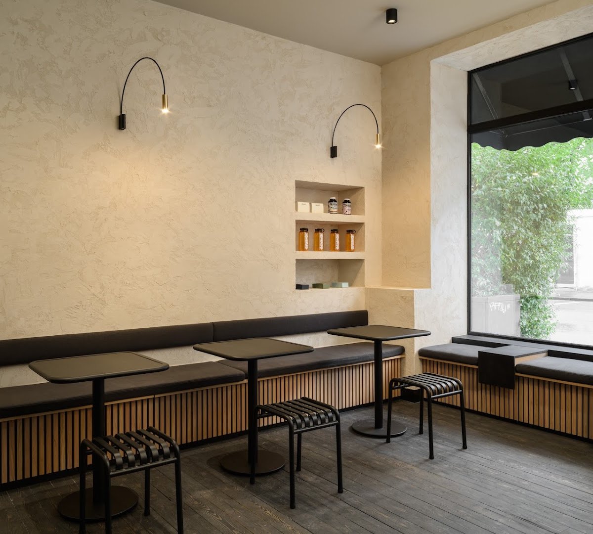 Interior of BEATNIK, specialty coffee shop in Edinburgh