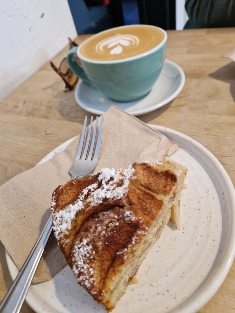 Coffee at Artisan Roast Stockbridge, specialty coffee shop in Edinburgh
