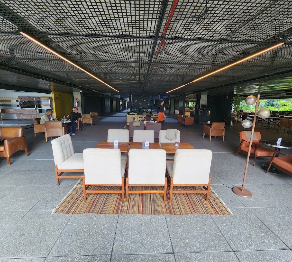 Interior of Santo Grão - UNE, specialty coffee shop in São Paulo