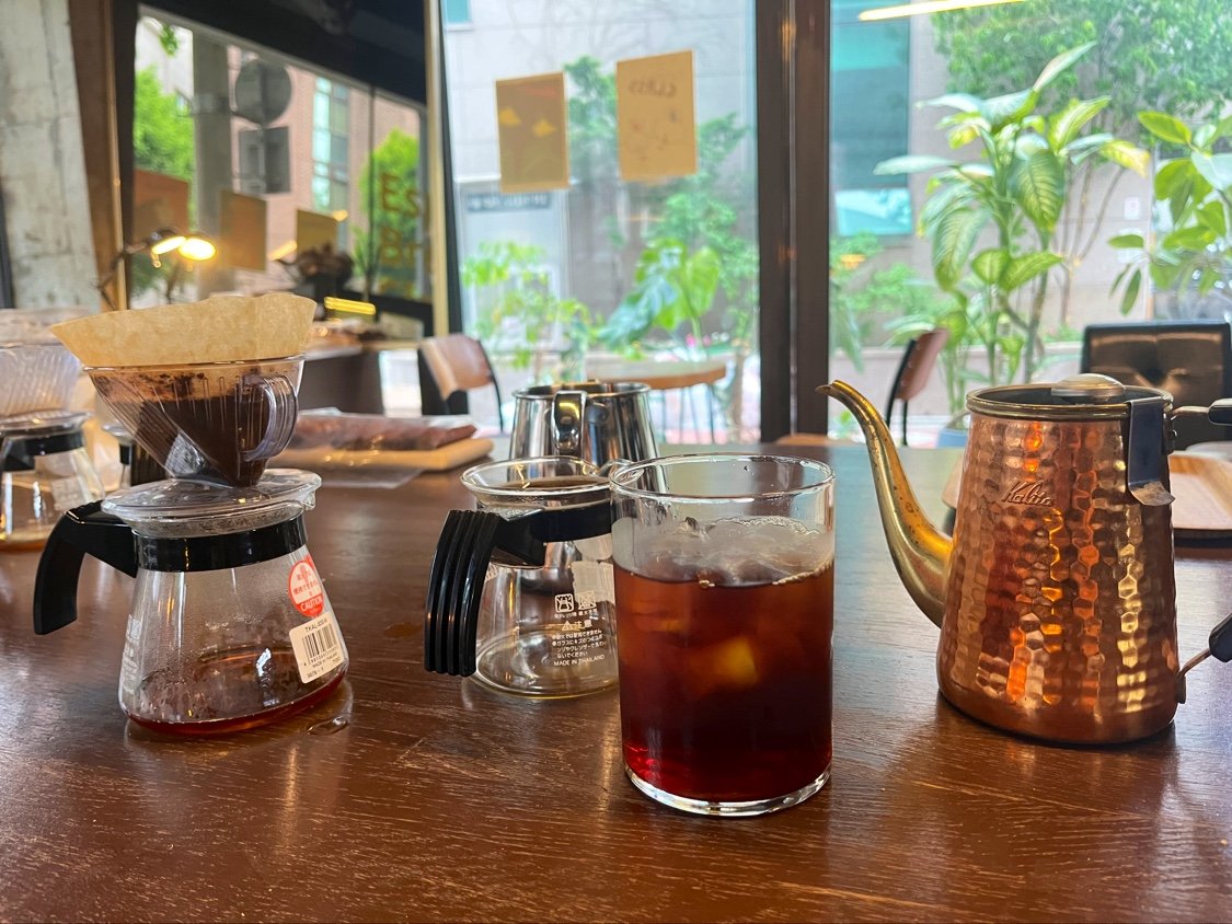 Coffee at FB Coffee Roasters, specialty coffee shop in Seoul