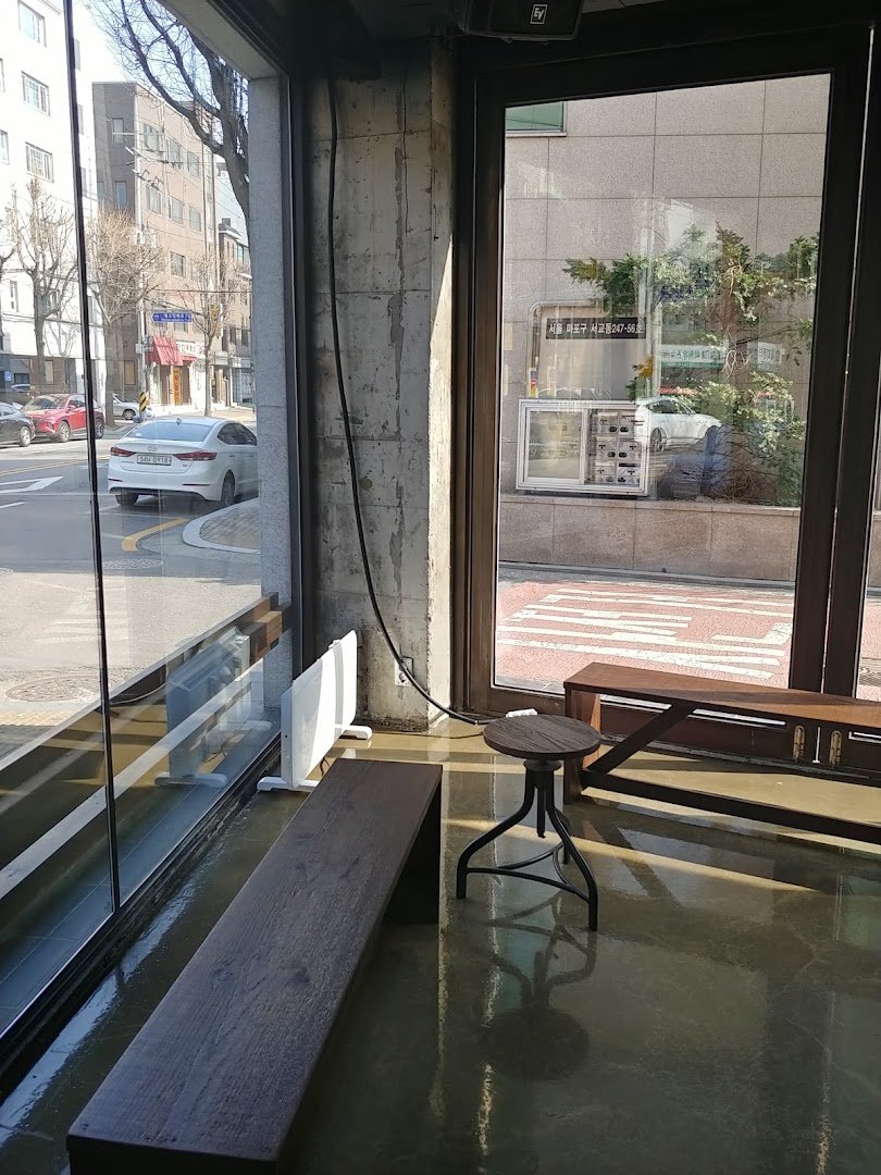 Interior of FB Coffee Roasters, specialty coffee shop in Seoul