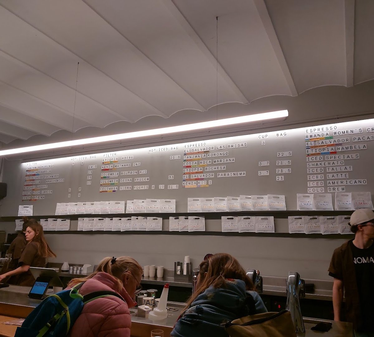 Nomad Coffee Bar (ex Coffee Lab) specialty coffee shop in Barcelona - photo 15