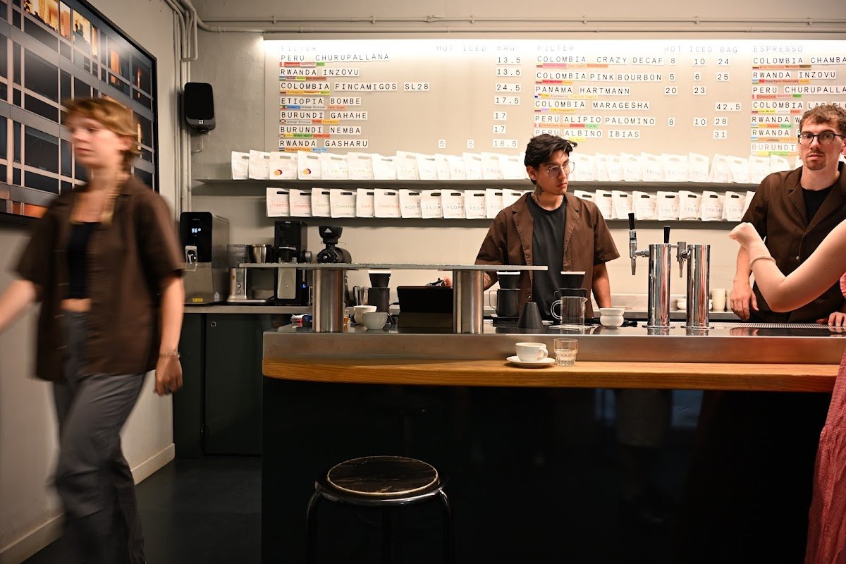 Nomad Coffee Bar (ex Coffee Lab) specialty coffee shop in Barcelona - photo 5