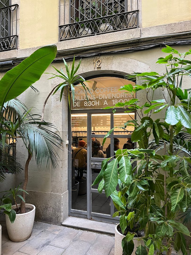 Nomad Coffee Bar (ex Coffee Lab) specialty coffee shop in Barcelona - photo 7