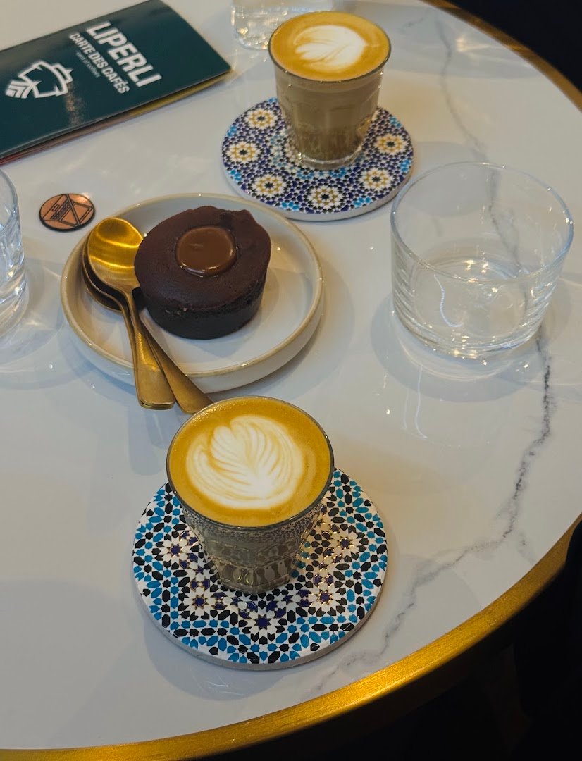 Liperli Coffee - Torréfacteur de café specialty coffee shop in Paris - photo 2