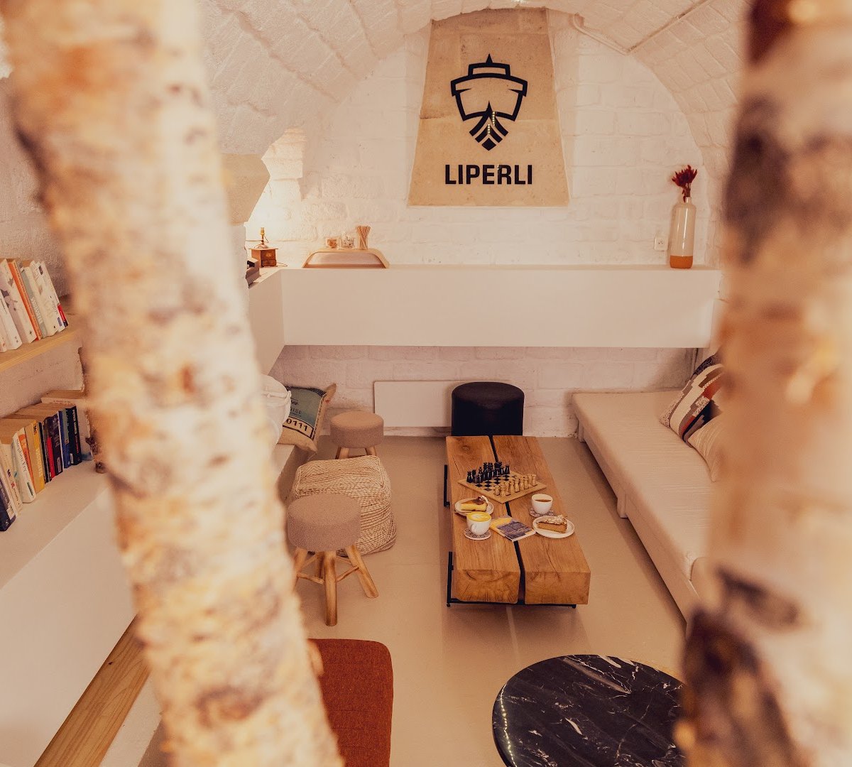 Liperli Coffee - Torréfacteur de café specialty coffee shop in Paris - photo 10