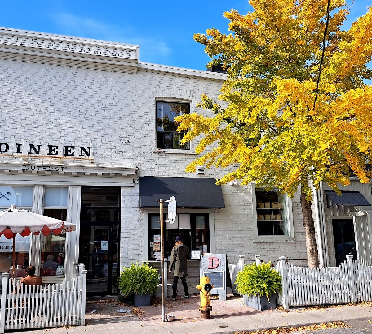 Storefront of Dineen Outpost, specialty coffee shop in Toronto