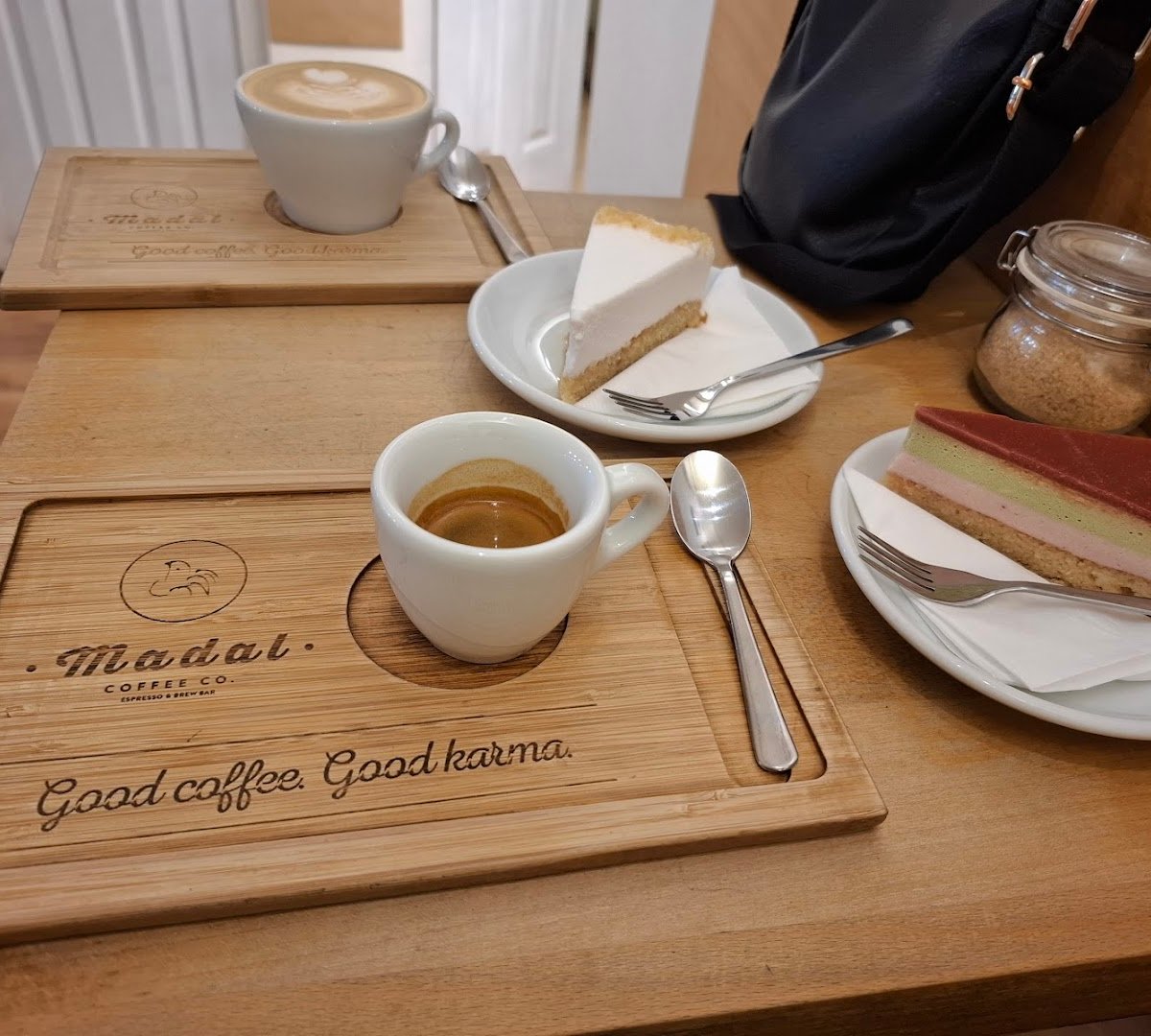 Madal Cafe specialty coffee shop in Budapest - photo 5