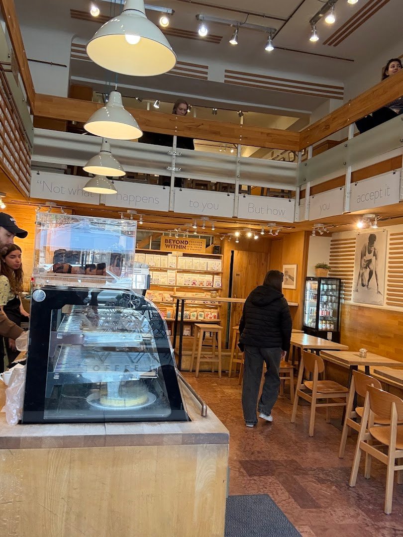 Madal Cafe specialty coffee shop in Budapest - photo 6