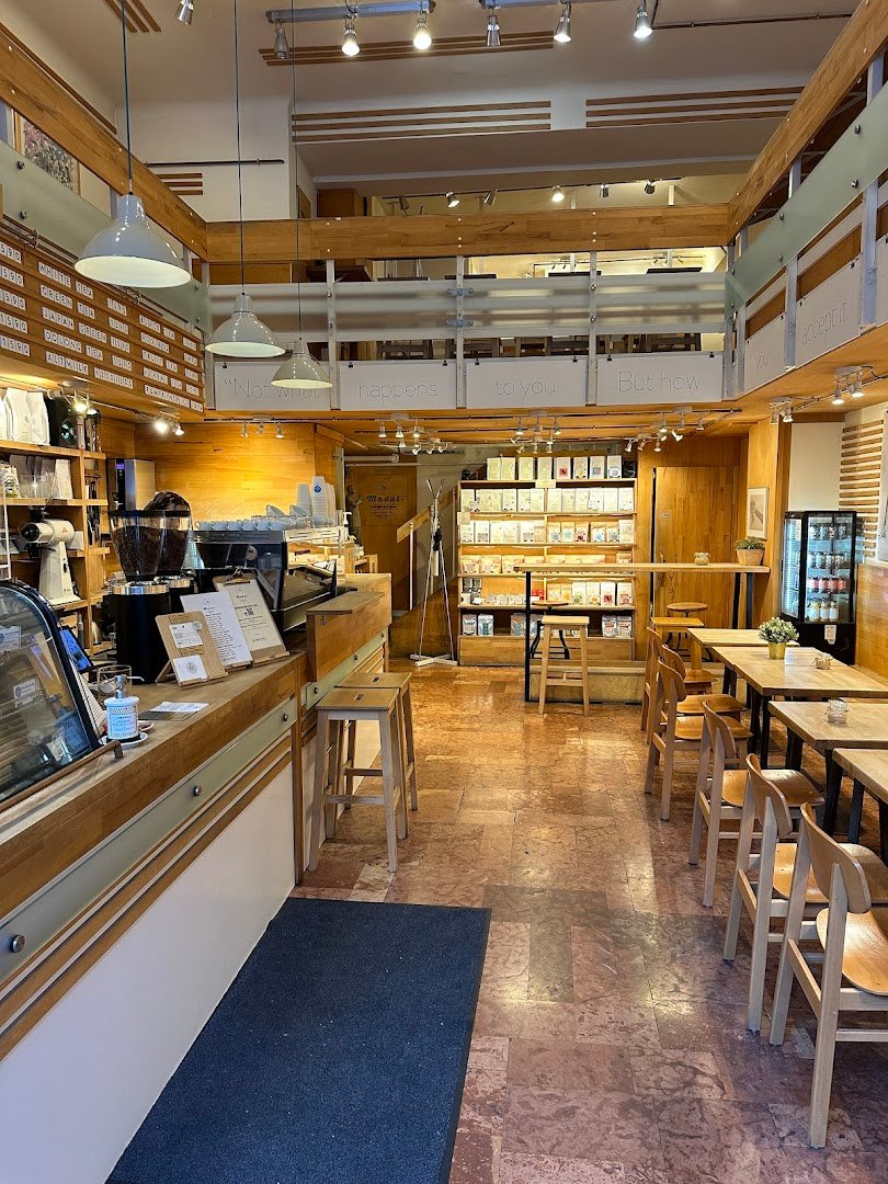 Madal Cafe specialty coffee shop in Budapest - photo 8