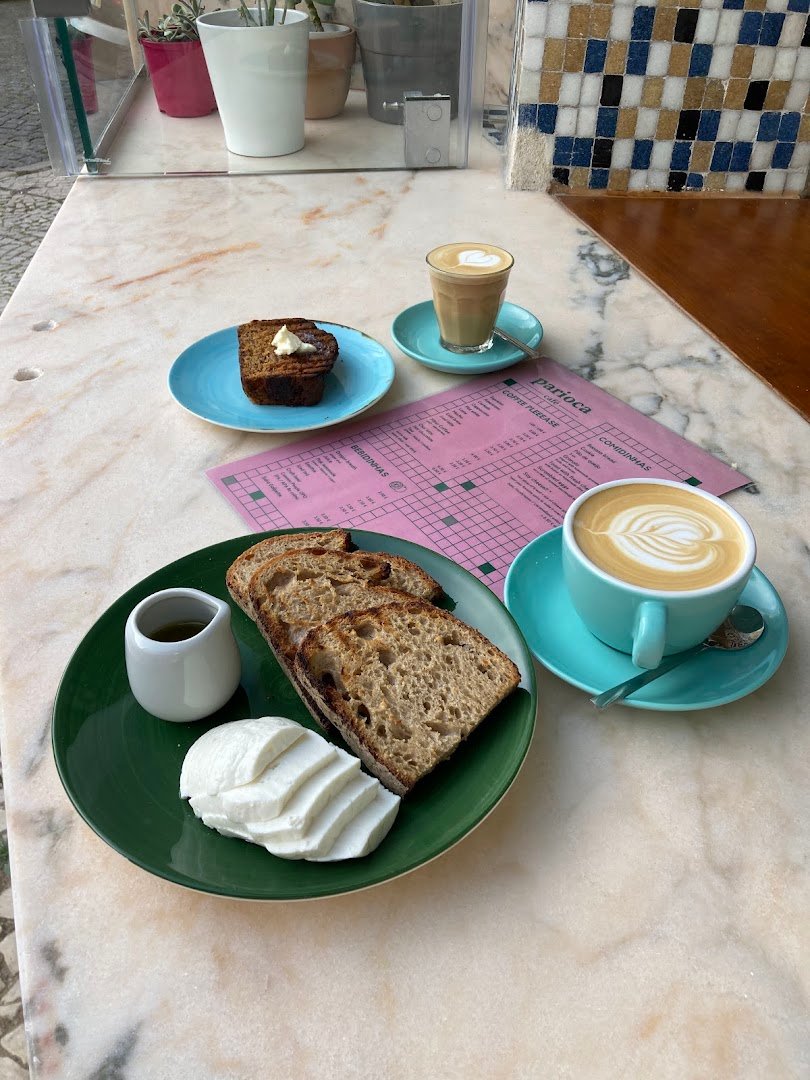 Coffee at Parioca café, specialty coffee shop in Lisbon