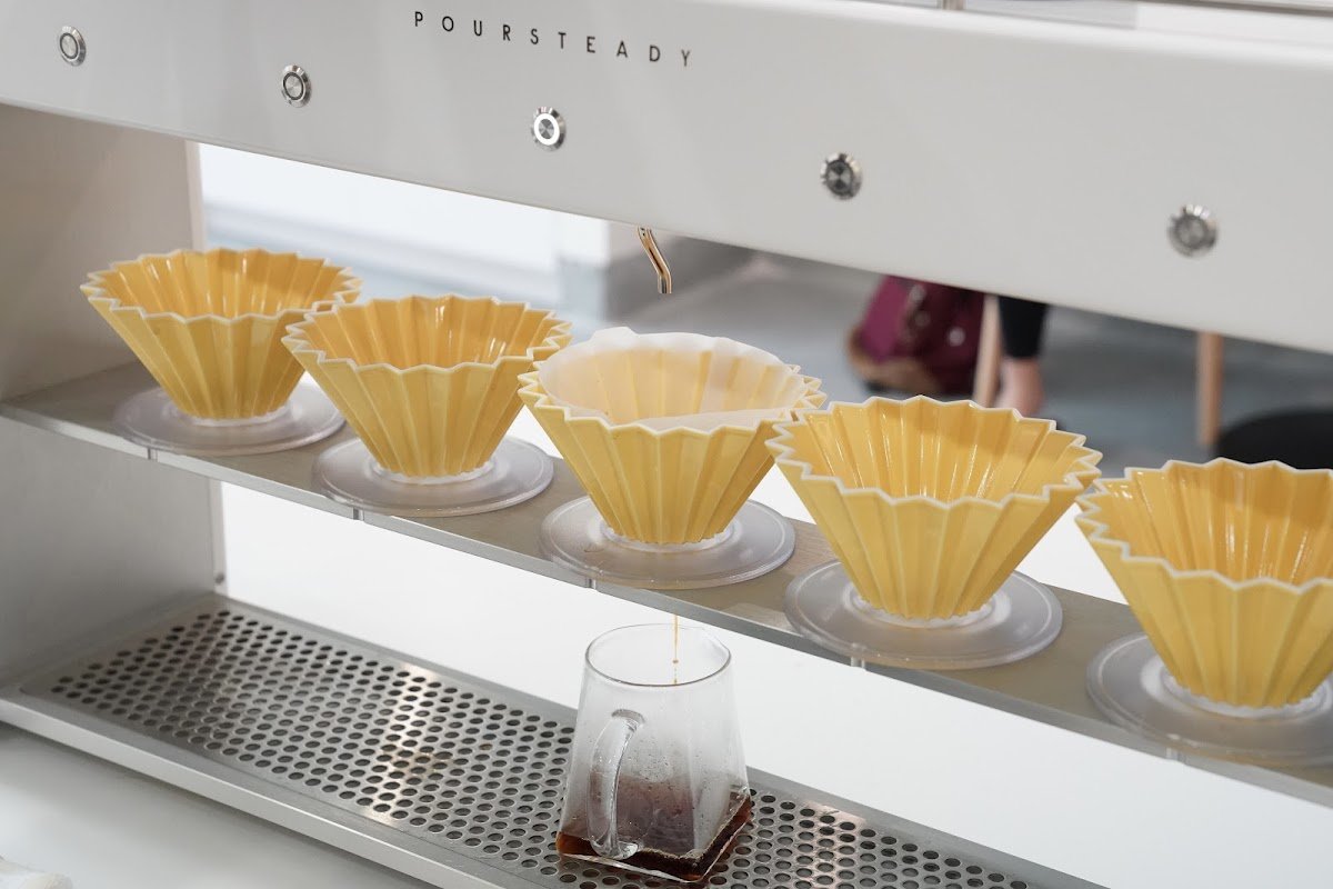 BlendIn Coffee Club specialty coffee shop in Houston - photo 3