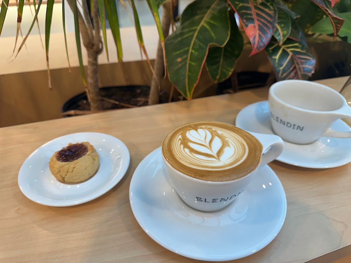 BlendIn Coffee Club specialty coffee shop in Houston - photo 4