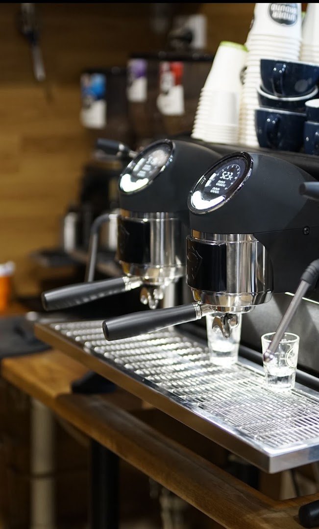 Underground Coffee Roasters specialty coffee shop in Sydney - photo 3