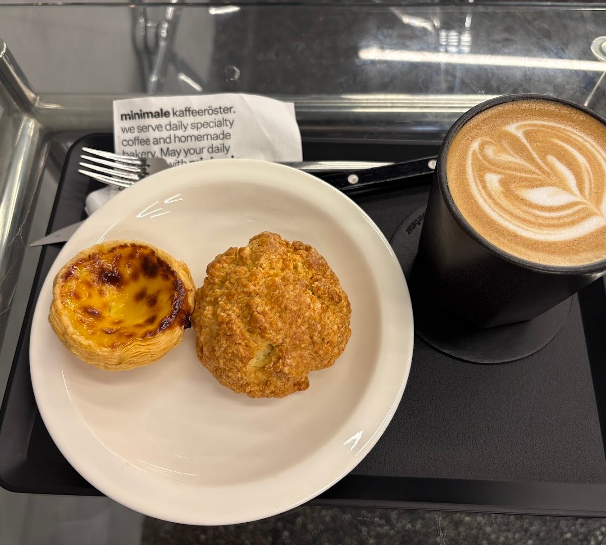 Coffee at minimale rösterei & kaffeebar, specialty coffee shop in Seoul