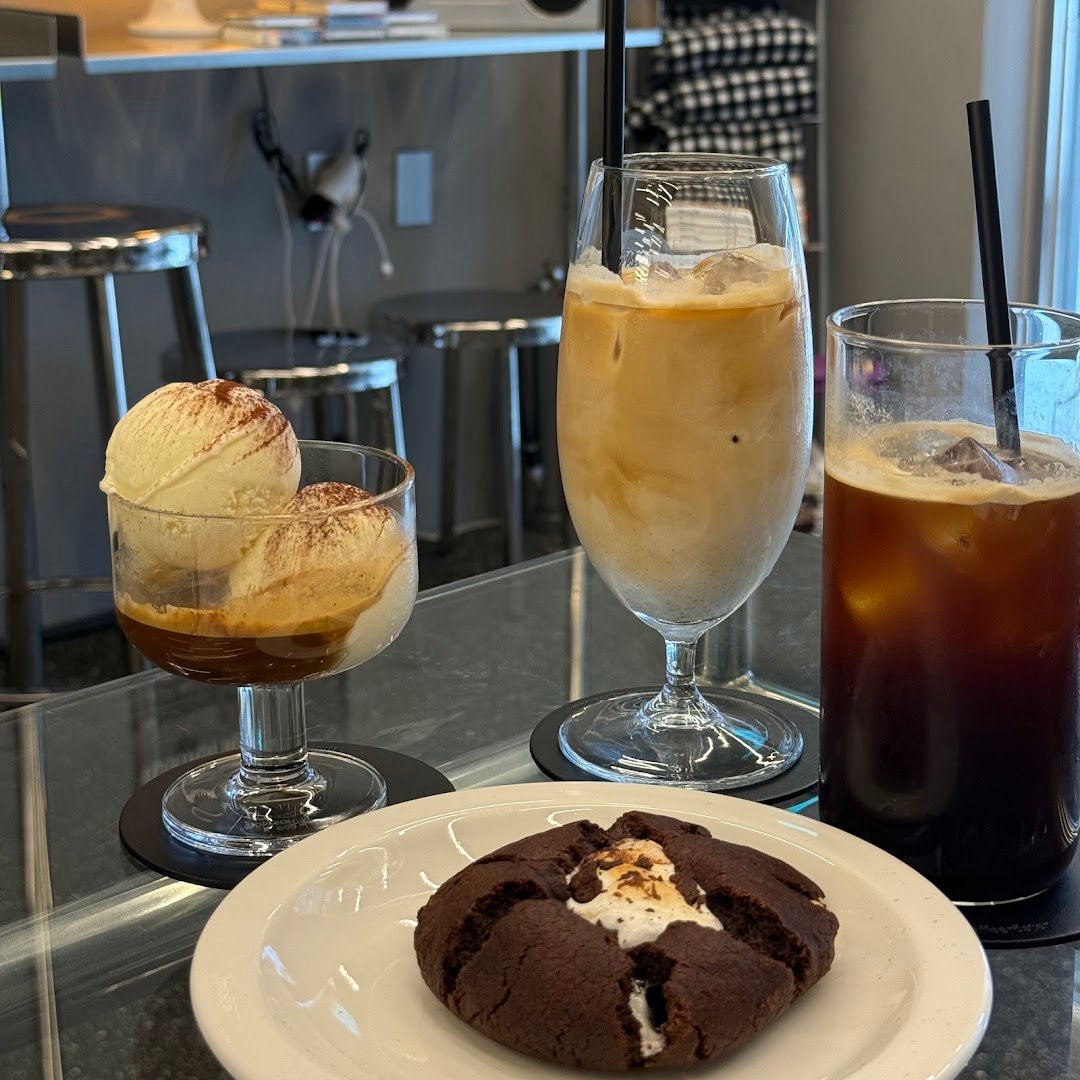 Coffee at minimale rösterei & kaffeebar, specialty coffee shop in Seoul