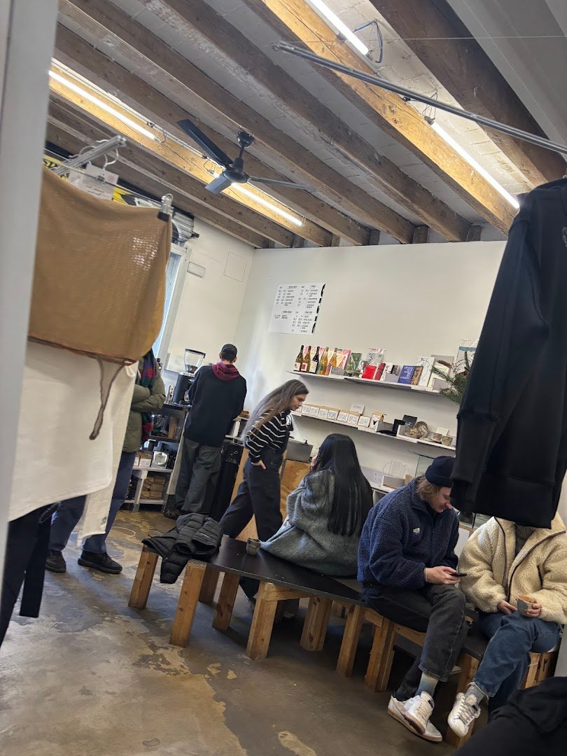 Sitio specialty coffee shop in Barcelona - photo 8