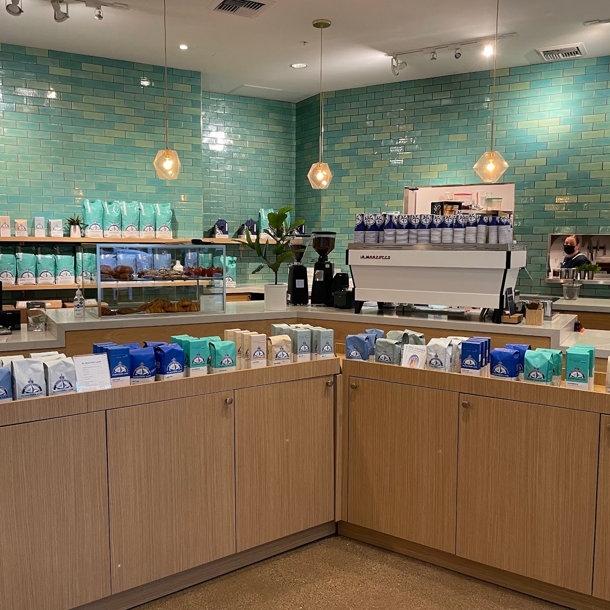 Bluestone Lane SOMA Coffee Shop specialty coffee shop in San Francisco - photo 10