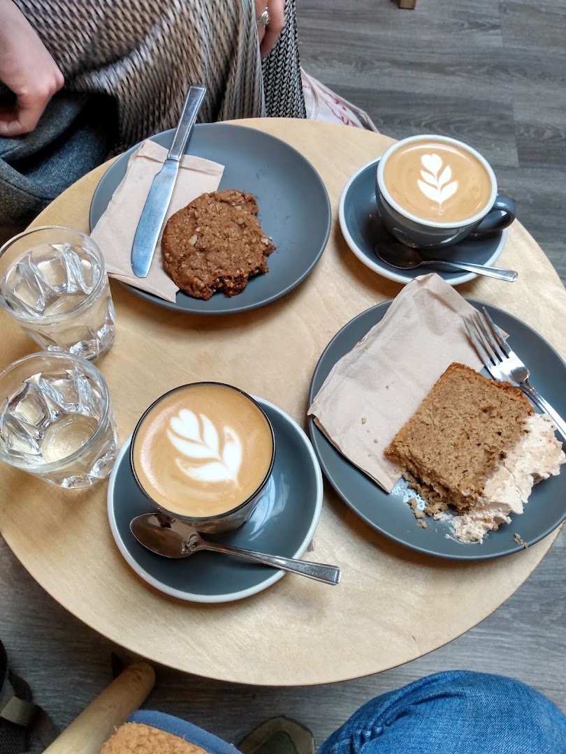 Coffee + Beer specialty coffee shop in Bristol - photo 5