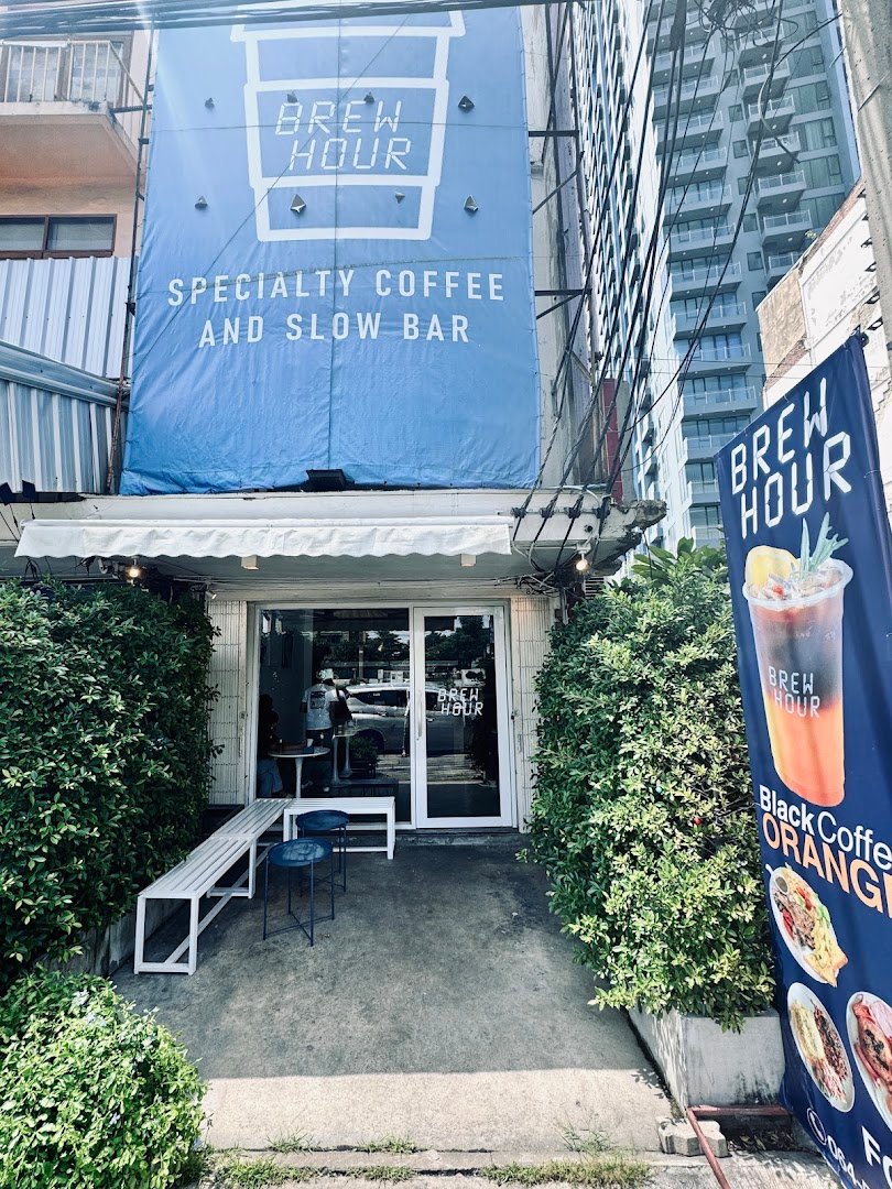 BREW HOUR COFFEE specialty coffee shop in Bangkok - photo 4