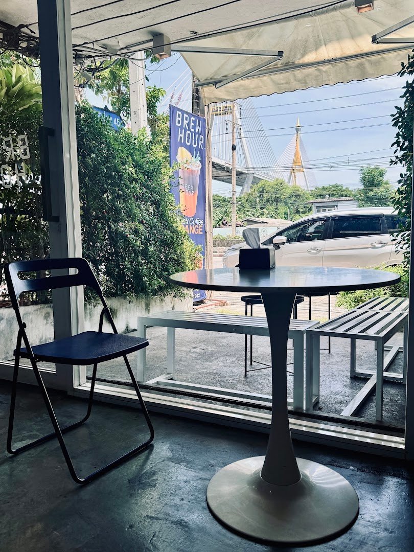 BREW HOUR COFFEE specialty coffee shop in Bangkok - photo 5