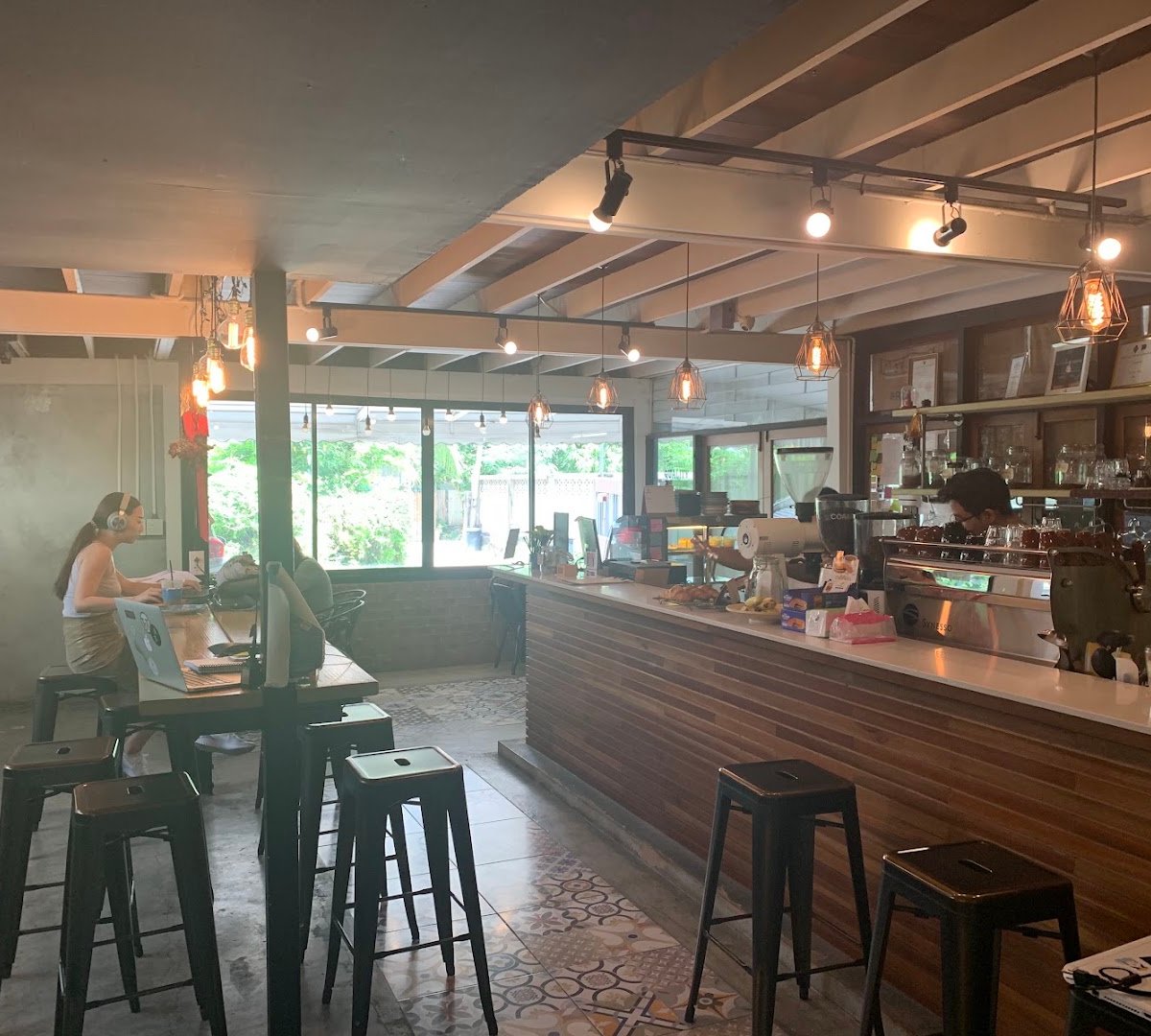 Phil Coffee Co specialty coffee shop in Bangkok - photo 3