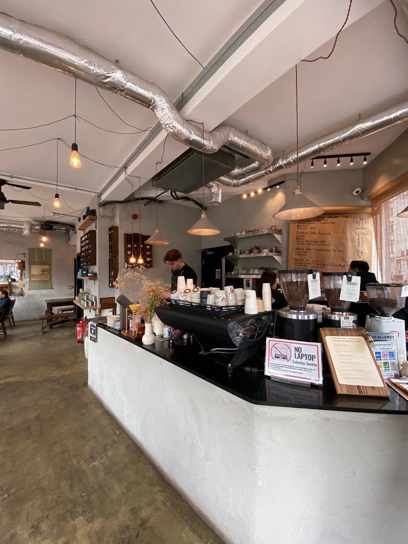Third coffee specialty coffee shop in London - photo 2