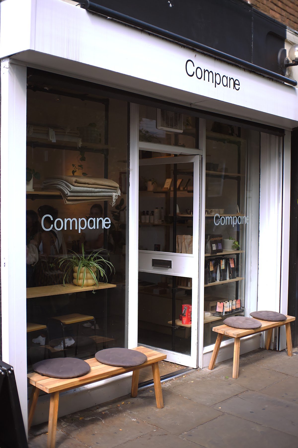 Compane specialty coffee shop in London - photo 2