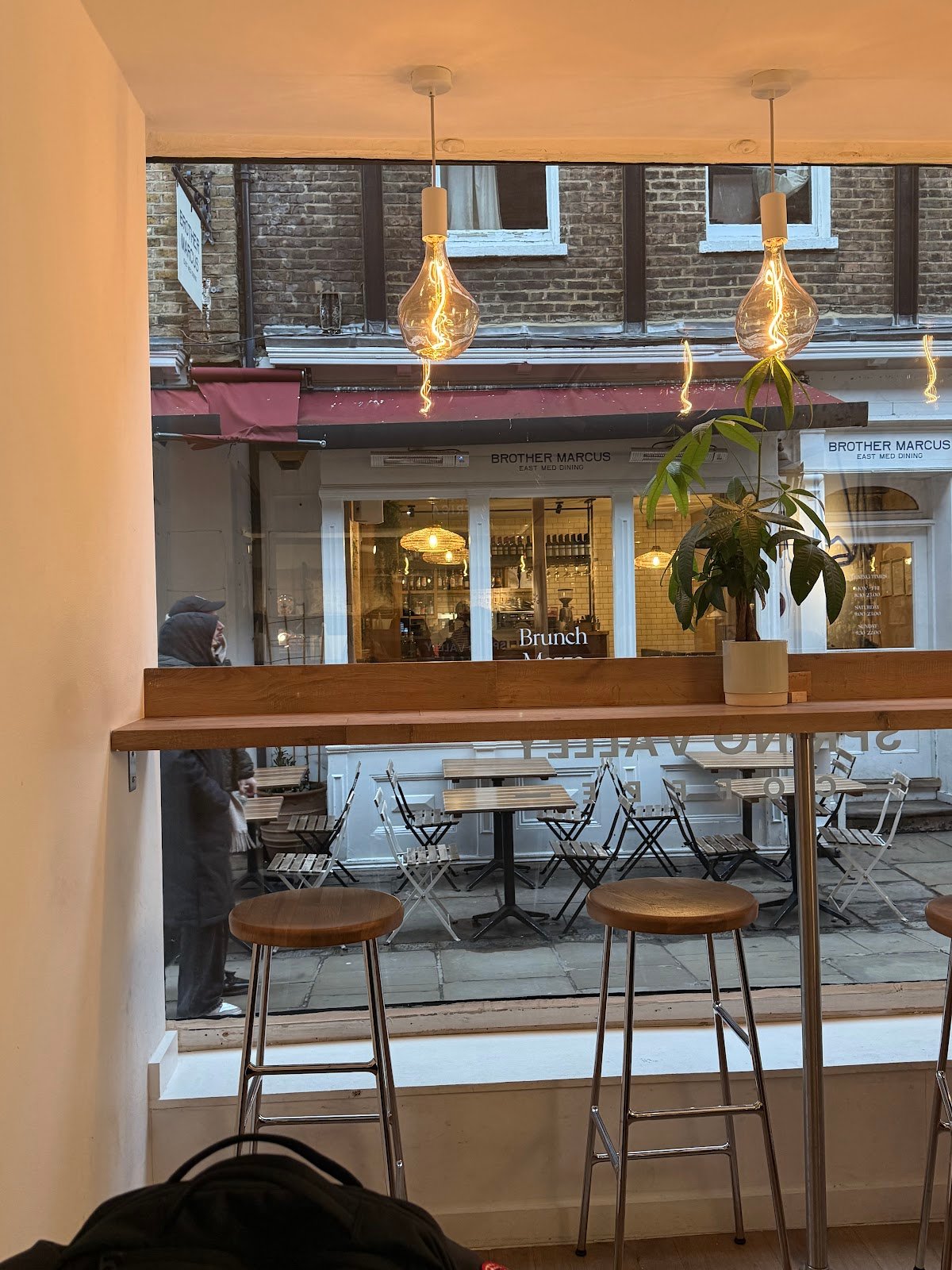 Compane specialty coffee shop in London - photo 5