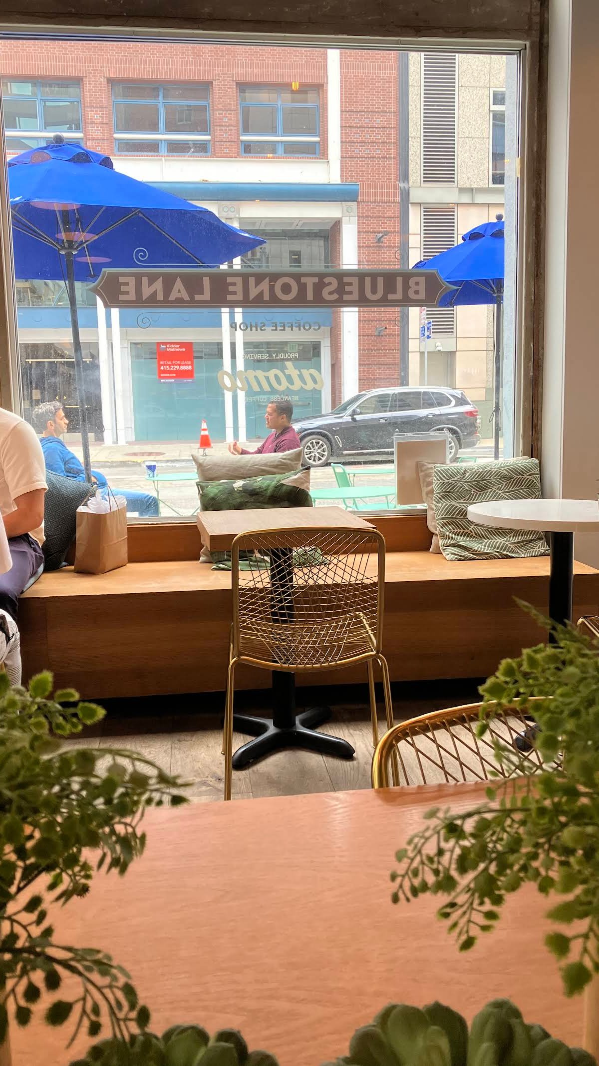 Bluestone Lane Front Street Coffee Shop specialty coffee shop in San Francisco - photo 6