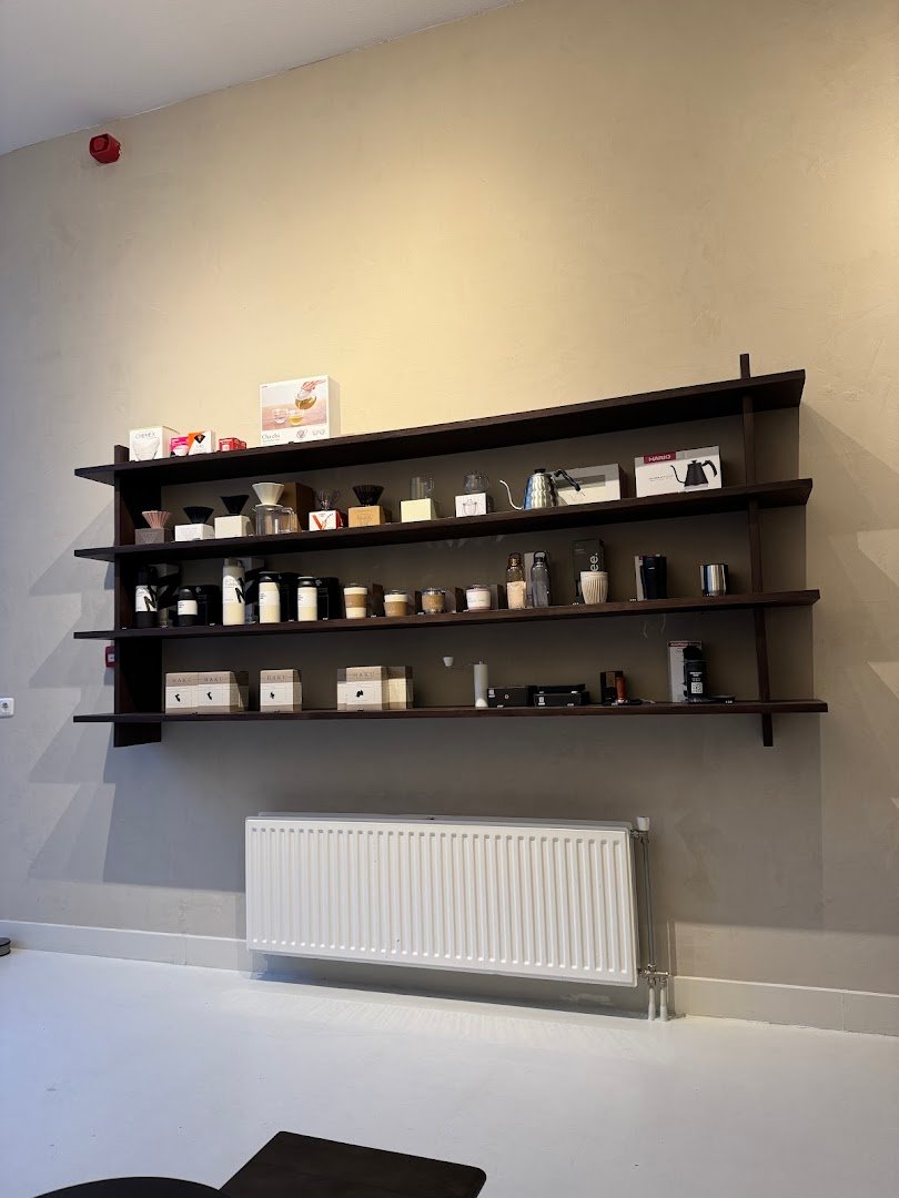 Haku Specialty Coffee specialty coffee shop in Amsterdam - photo 15