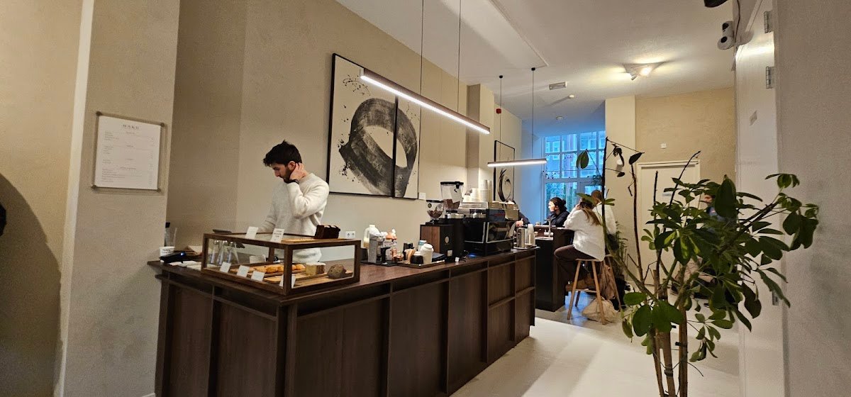 Haku Specialty Coffee specialty coffee shop in Amsterdam - photo 7